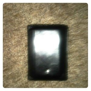 Mens Mont Blanc Meisterstuck card holder.
